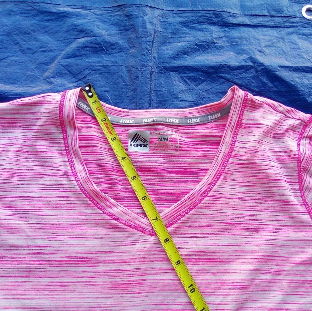 Reebok Women's Pink V-Neck Top - Picture 8 of 9